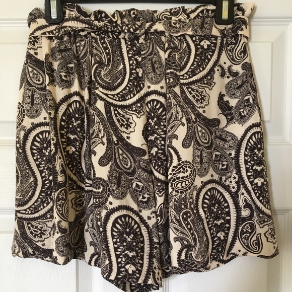 Patterned flowy shorts - Picture 6 of 7